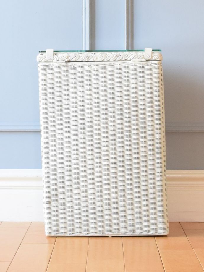 アンティークロイドルームボックスの後ろ姿