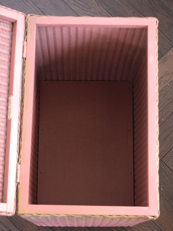 ロイドルームボックスの中