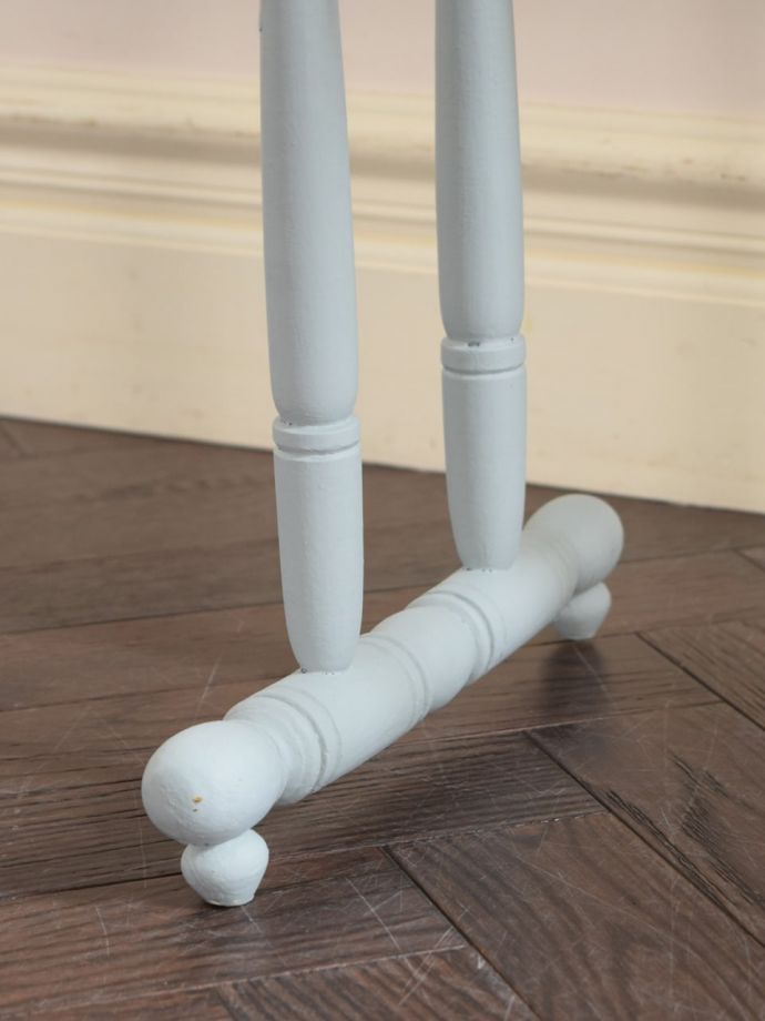 タオルハンガーの足