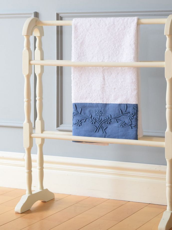 おしゃれなタオルハンガー