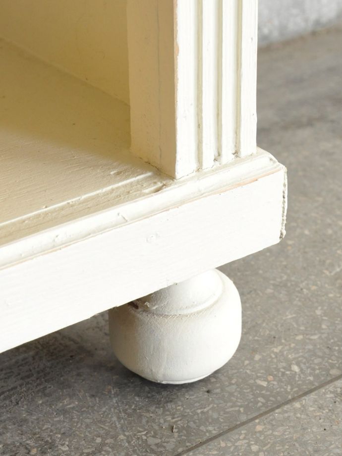 アンティーク家具の脚