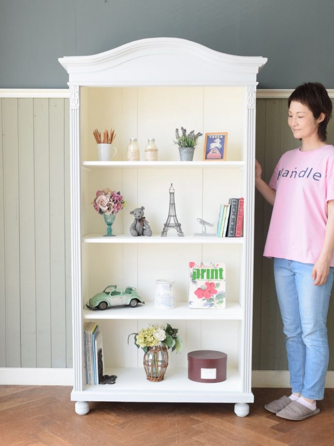 フランスのおしゃれなアンティークのシェルフ