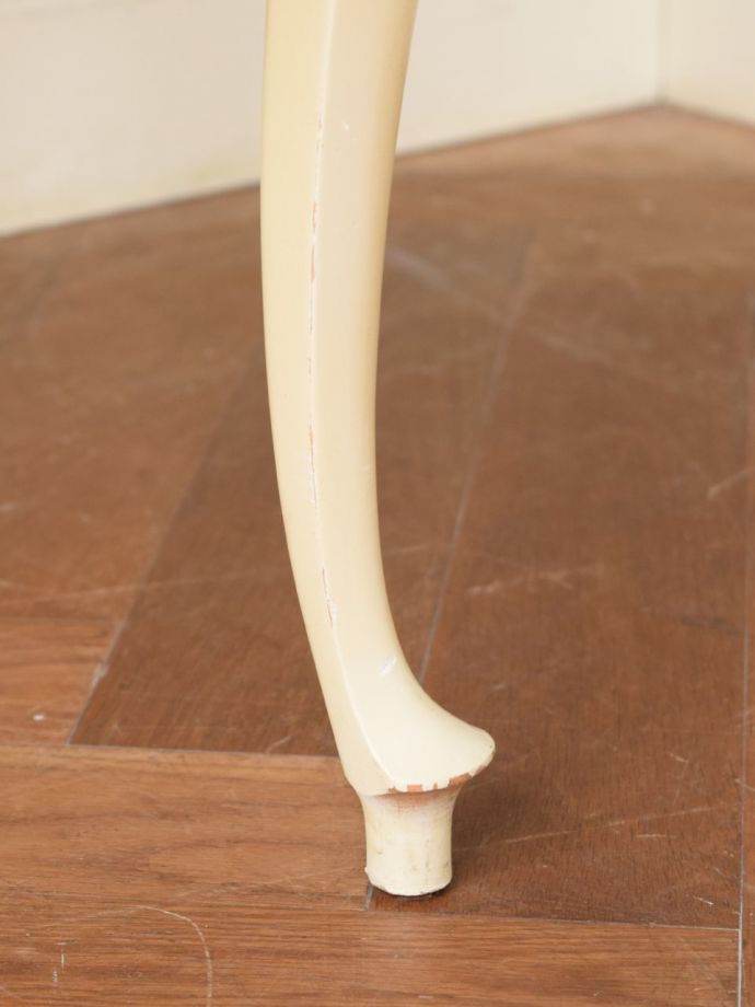アンティーク家具の脚