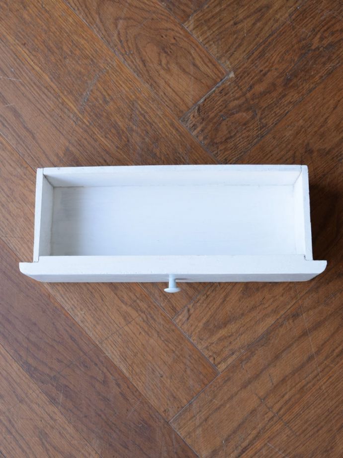 アンティーク家具の引出し