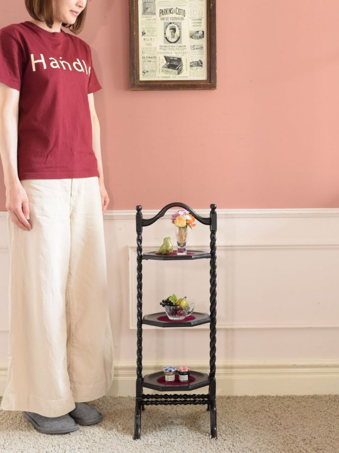 アンティークのケーキスタンド