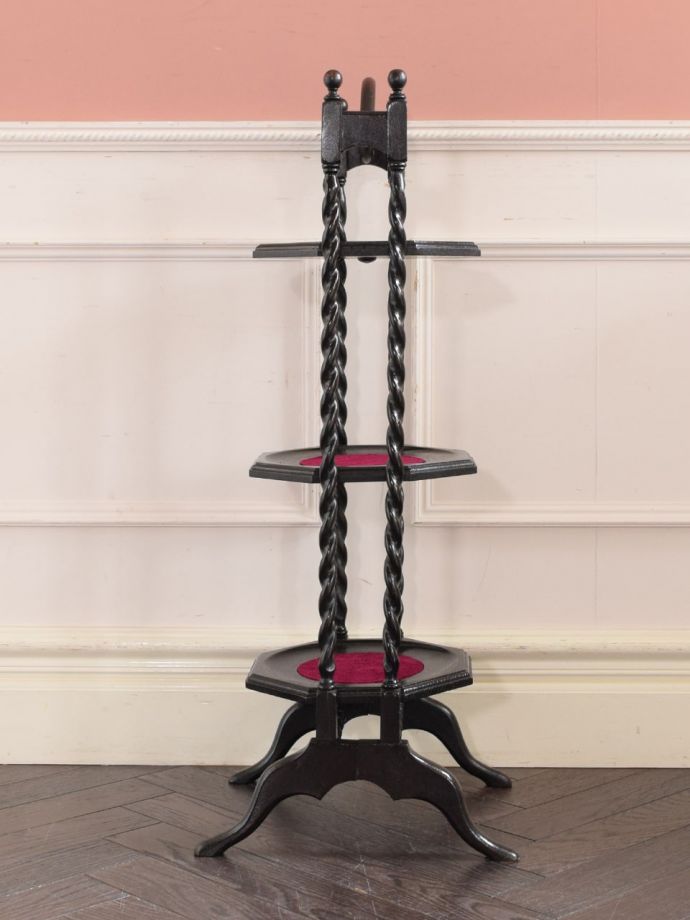 ケーキスタンドの側面