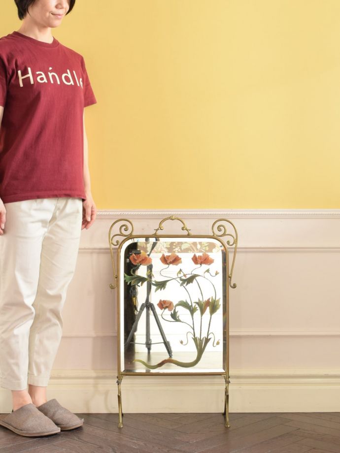 アンティークのスクリーン