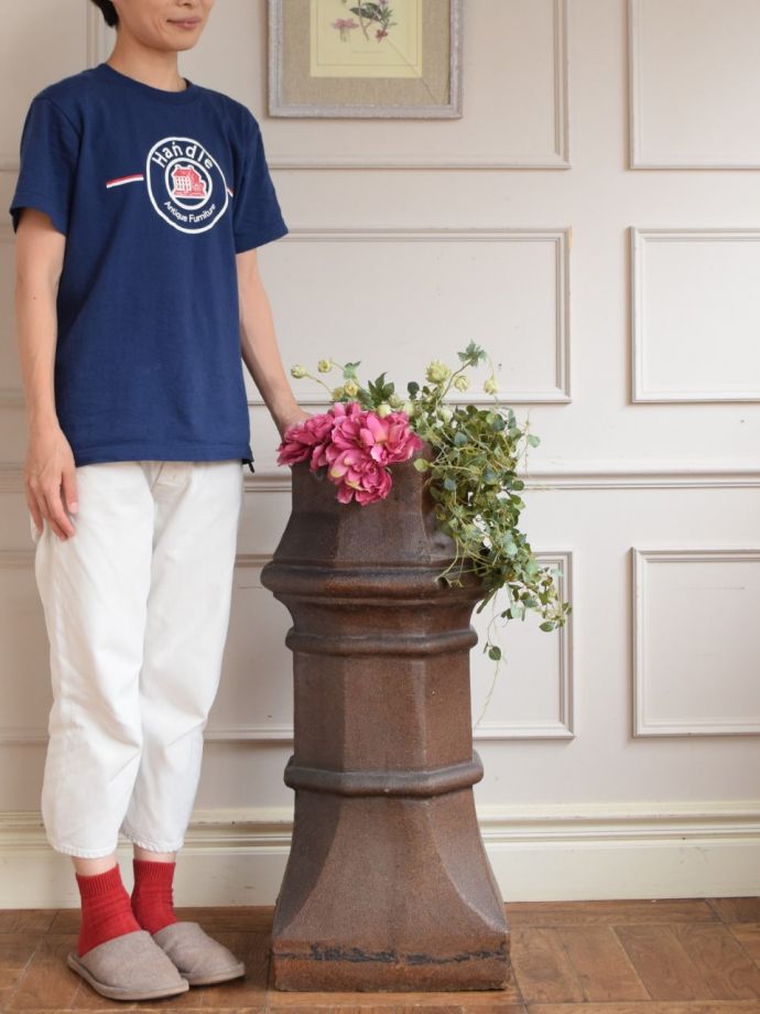 アンティークのチムニーポット