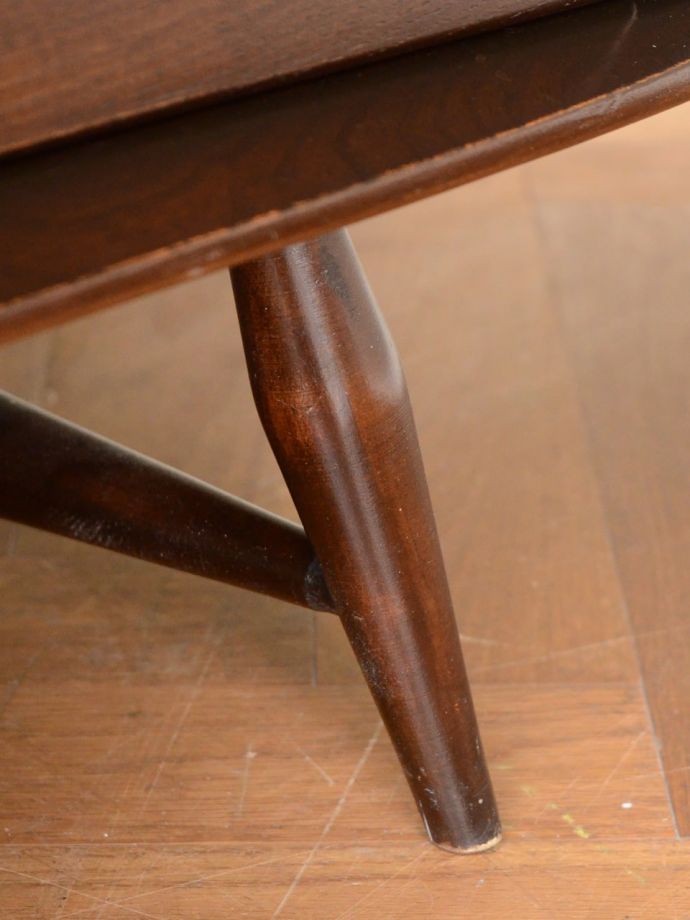 アーコールの家具の脚