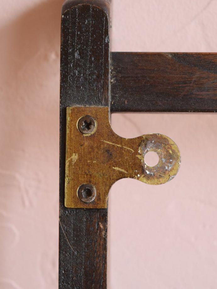 ビンテージシェルフの金具