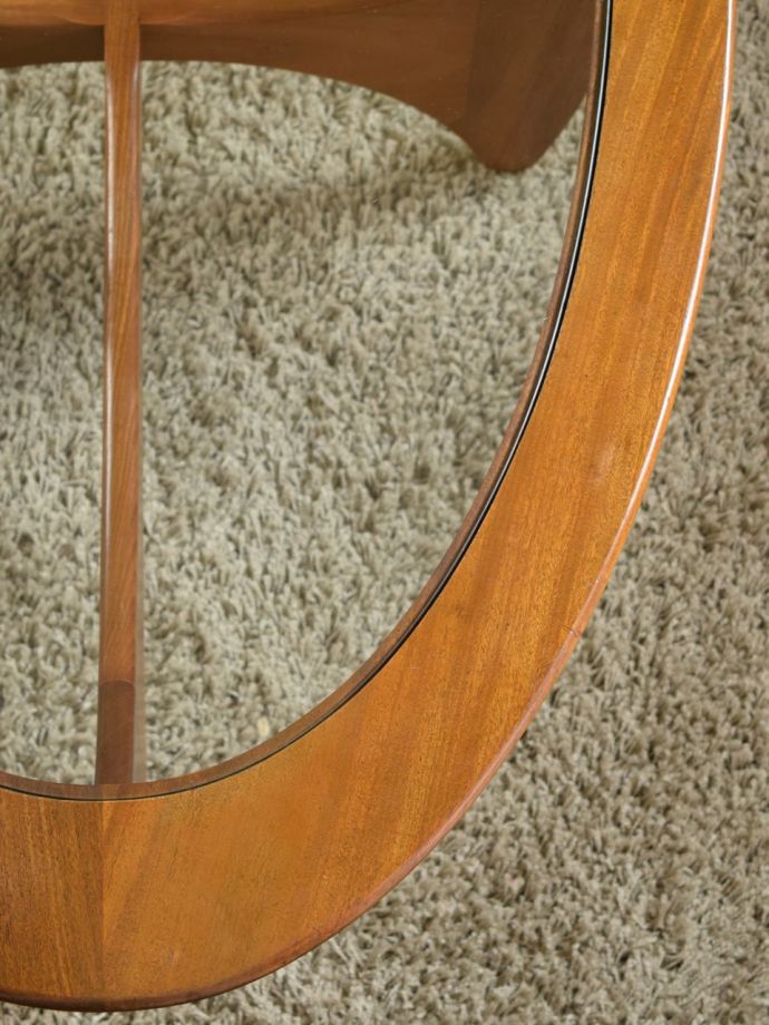 ヴィンテージ家具の天板