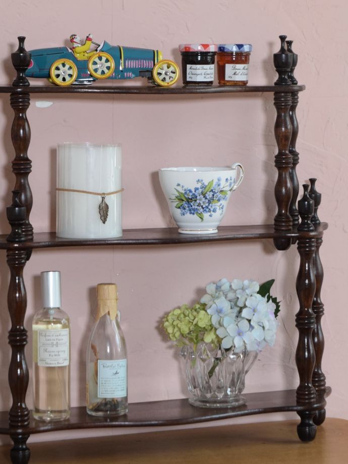 おしゃれなシェルフ