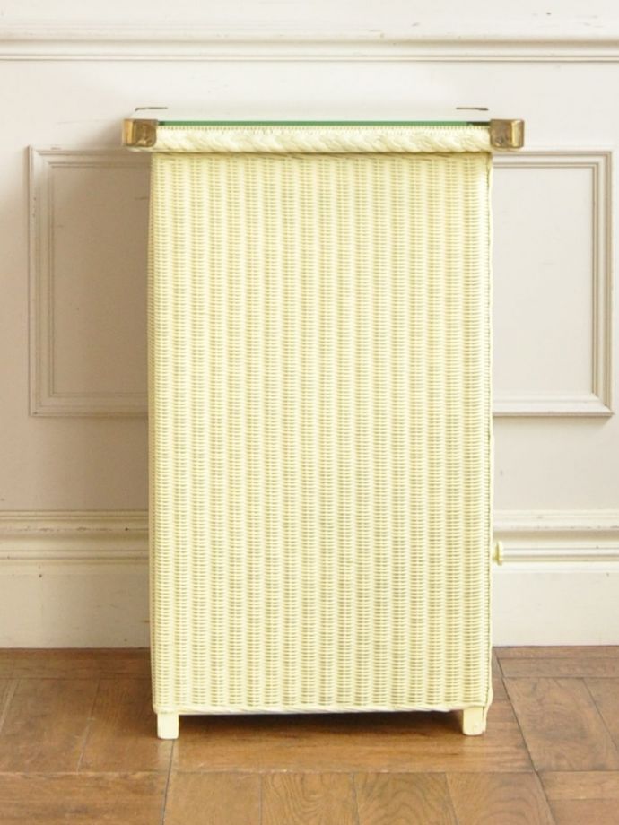 ロイドルームボックスの側面