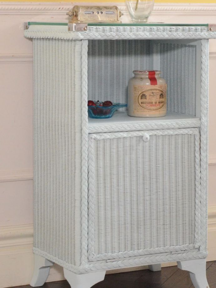 ロイドルームボックスの色