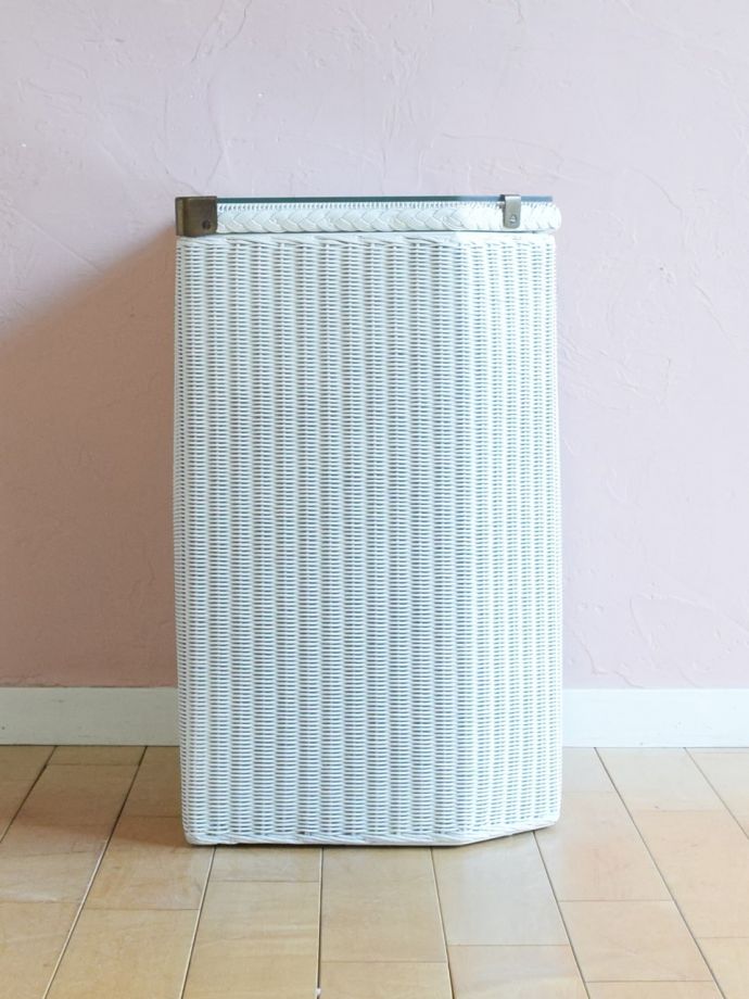 ロイドルームボックスの側面