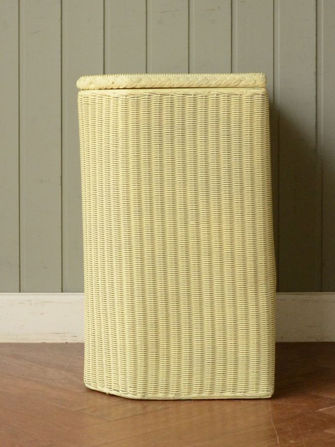 ロイドルームボックスの側面