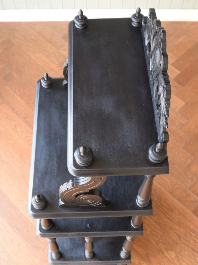 オープンシェルフの天板