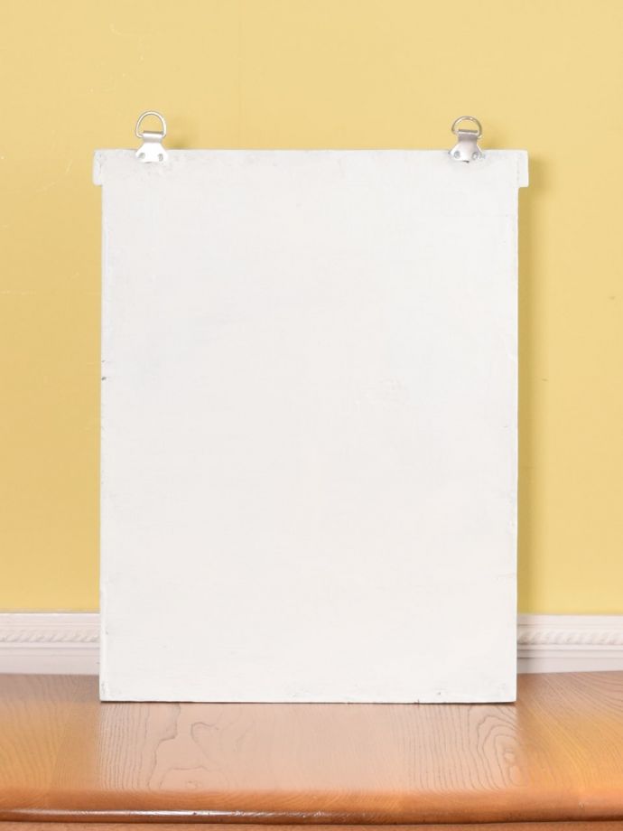 ウォールキャビネットの裏