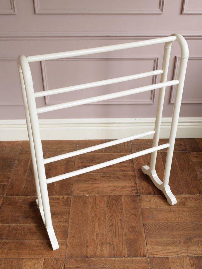 タオルハンガーのバー