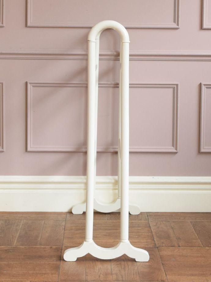 タオルハンガーの側面