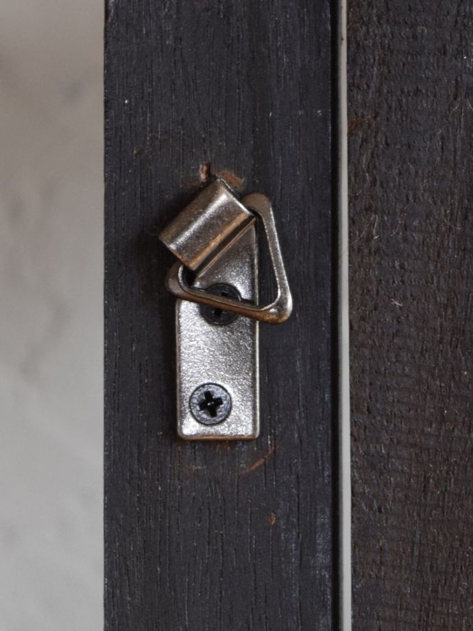 アンティークシェルフの金具