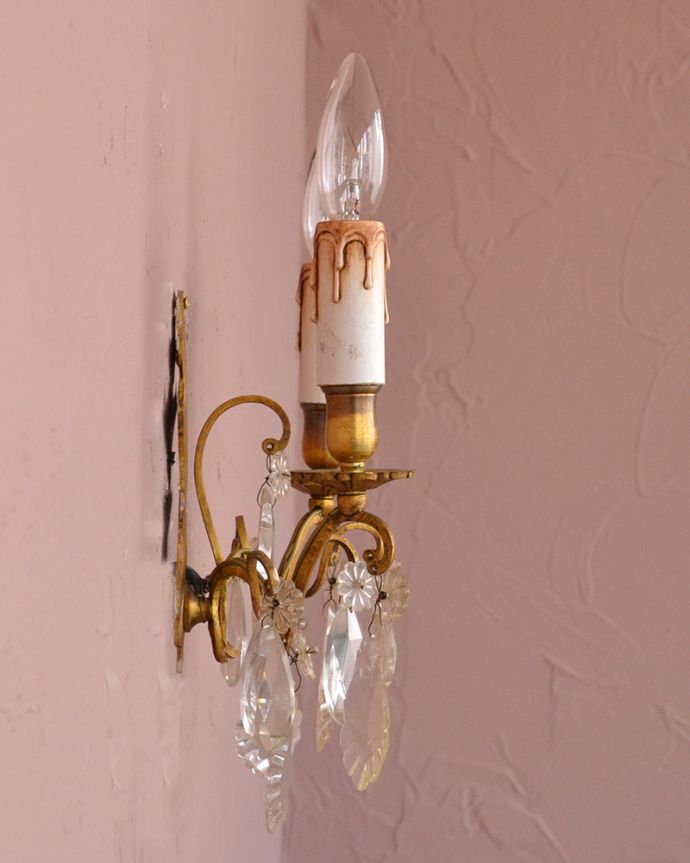 壁付けシャンデリアの側面