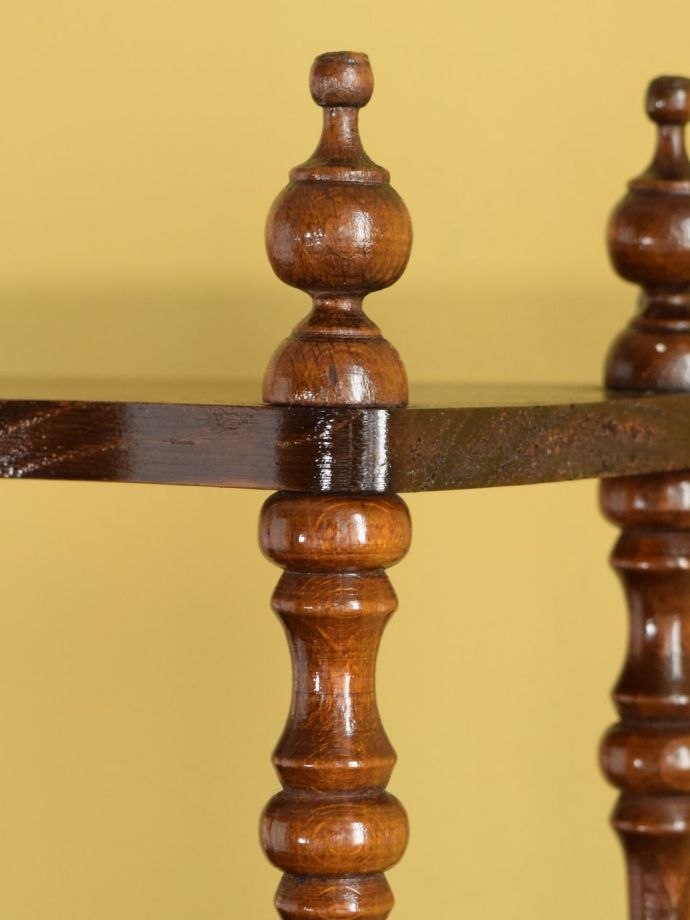 ウォールシェルフの装飾