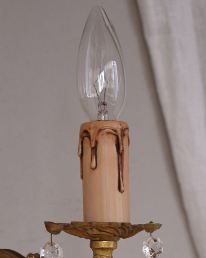 壁付けブラケット　照明・ライティング　フランス輸入のアンティークウォールシャンデリア（Ｅ17シャンデリア球付）。しっかりオーバーホウルをしたので、ご安心下さい。(d-1447-z)