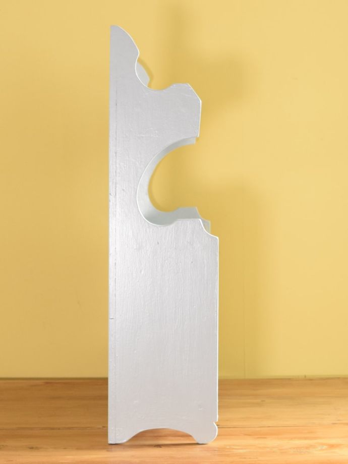 ウォールキャビネットの側面