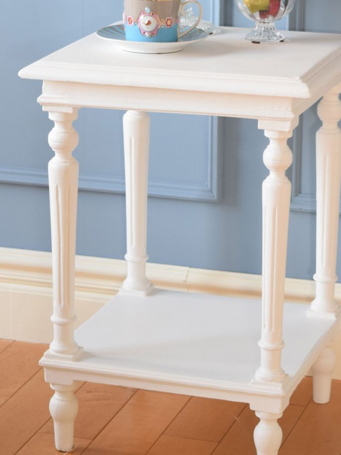 おしゃれなサイドテーブル