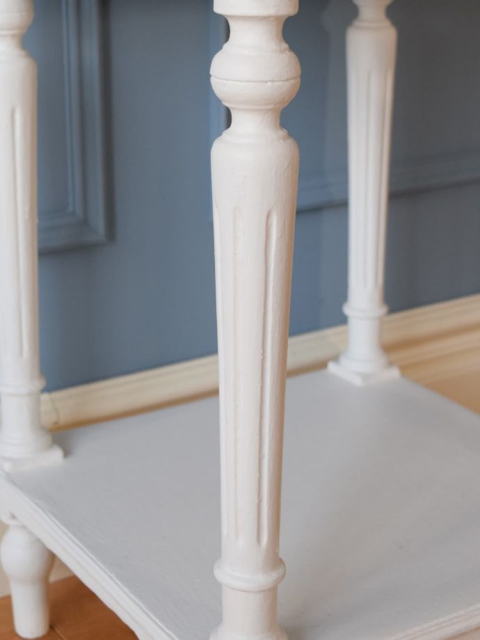 サイドテーブルの装飾