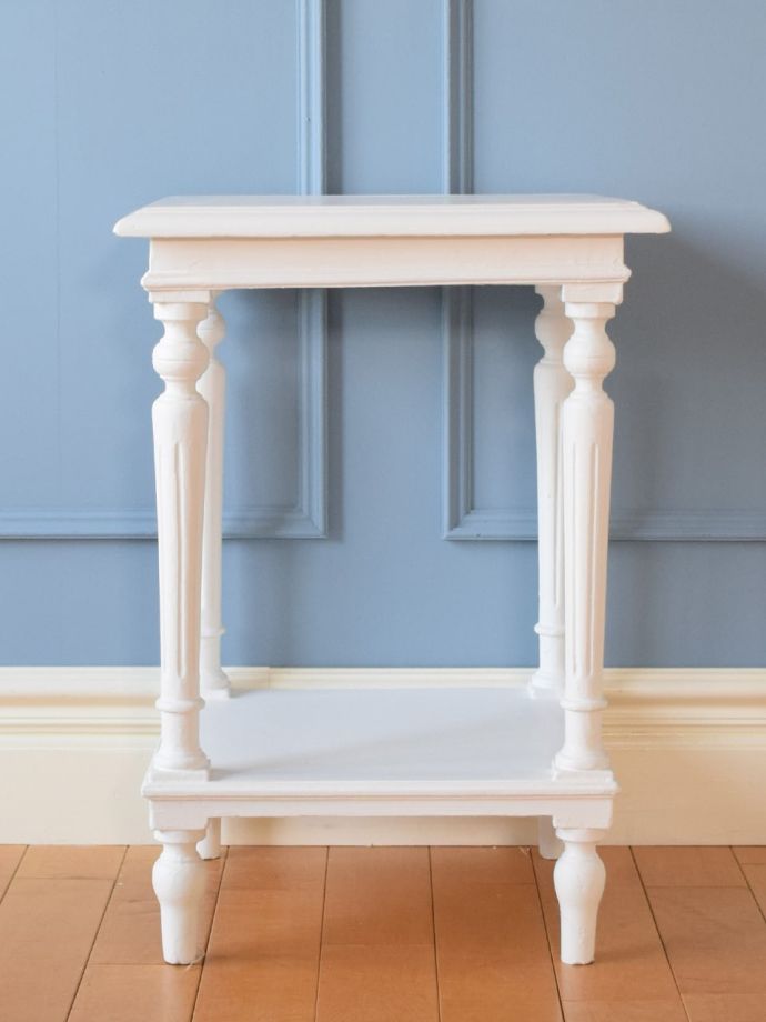 オケージョナルテーブルの側面