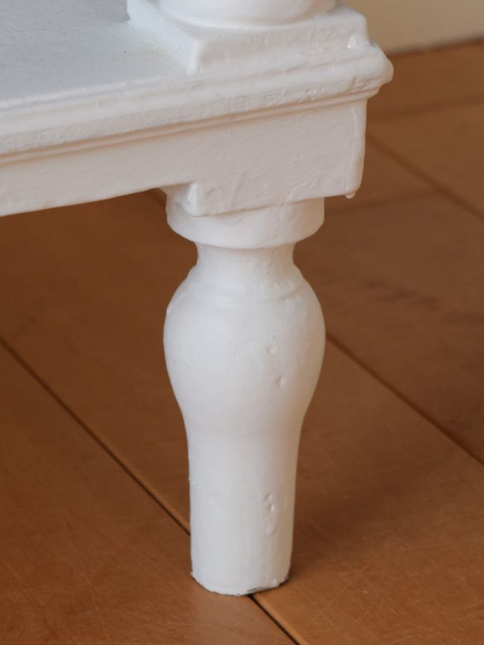 アンティークテーブルの脚