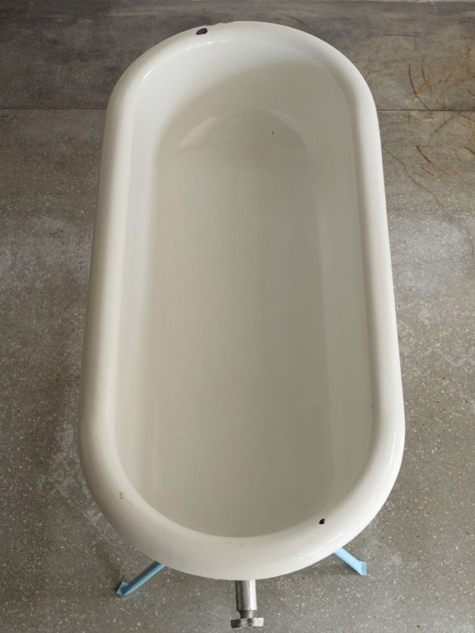 アンティークのベビーバス