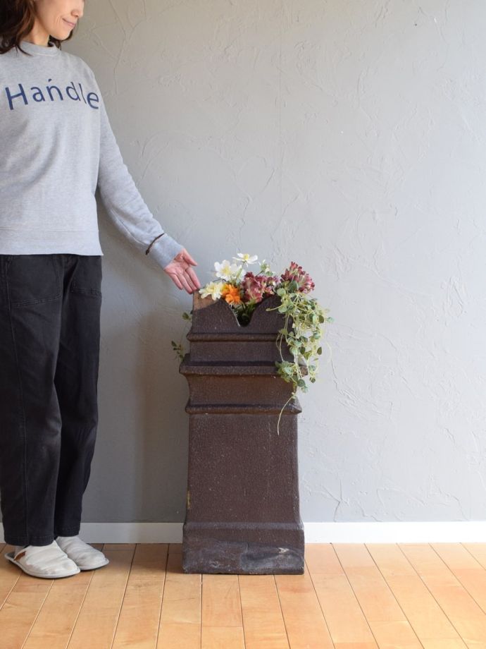 アンティークのチムニーポット