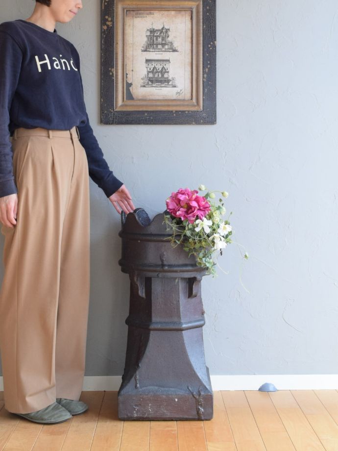 アンティークのチムニーポット