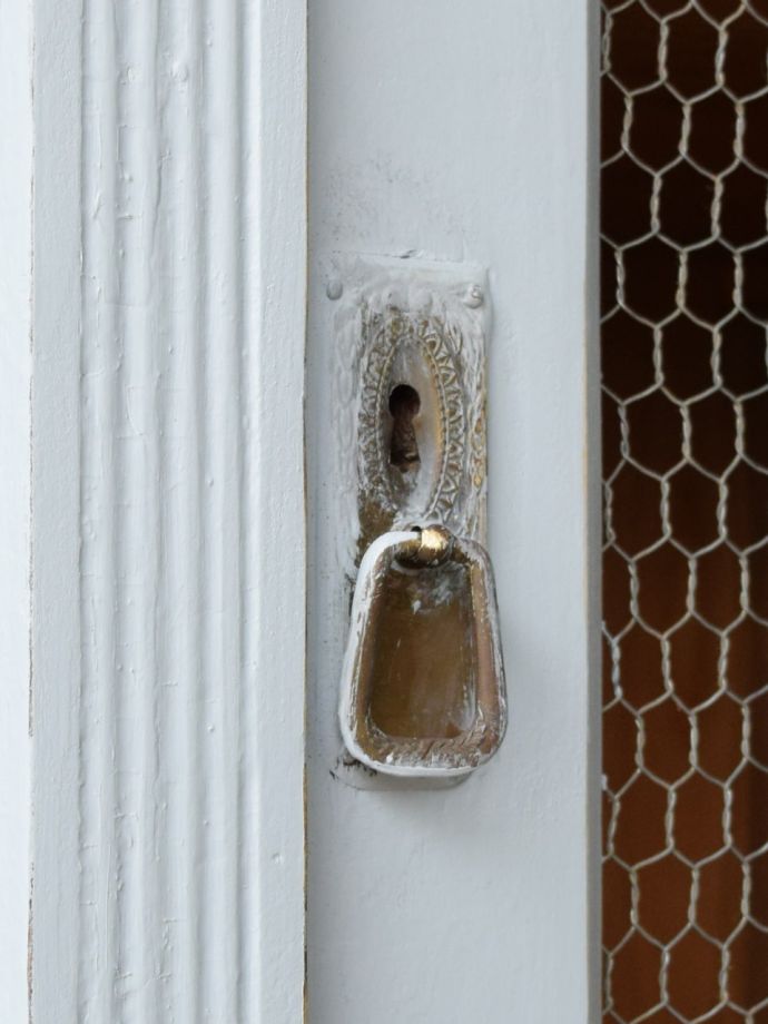 アンティーク家具の取っ手