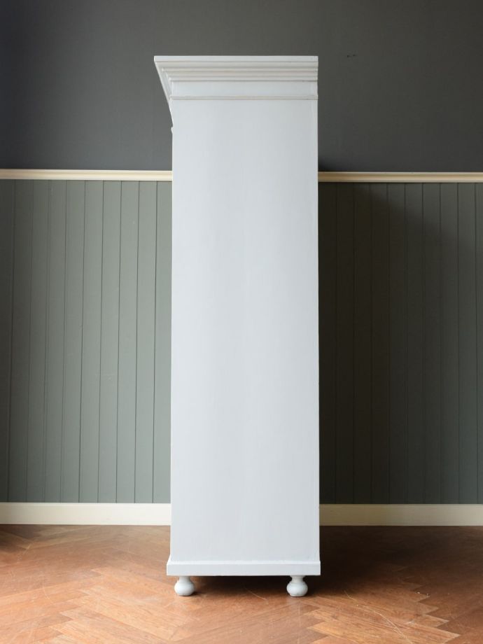 横から見た姿もステキ