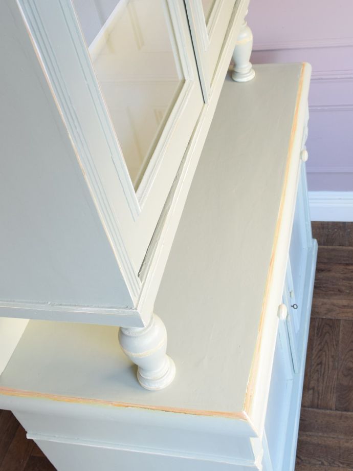 キャビネットのカウンター