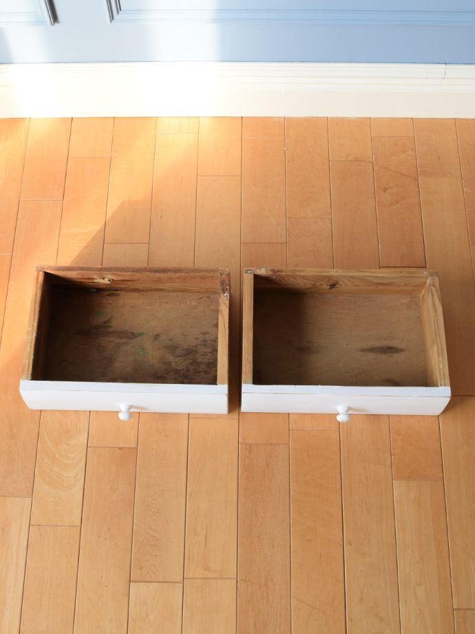 アンティーク家具の引出し