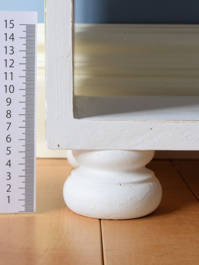 アンティーク家具の脚