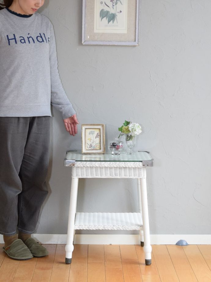 アンティークのロイドルームテーブル