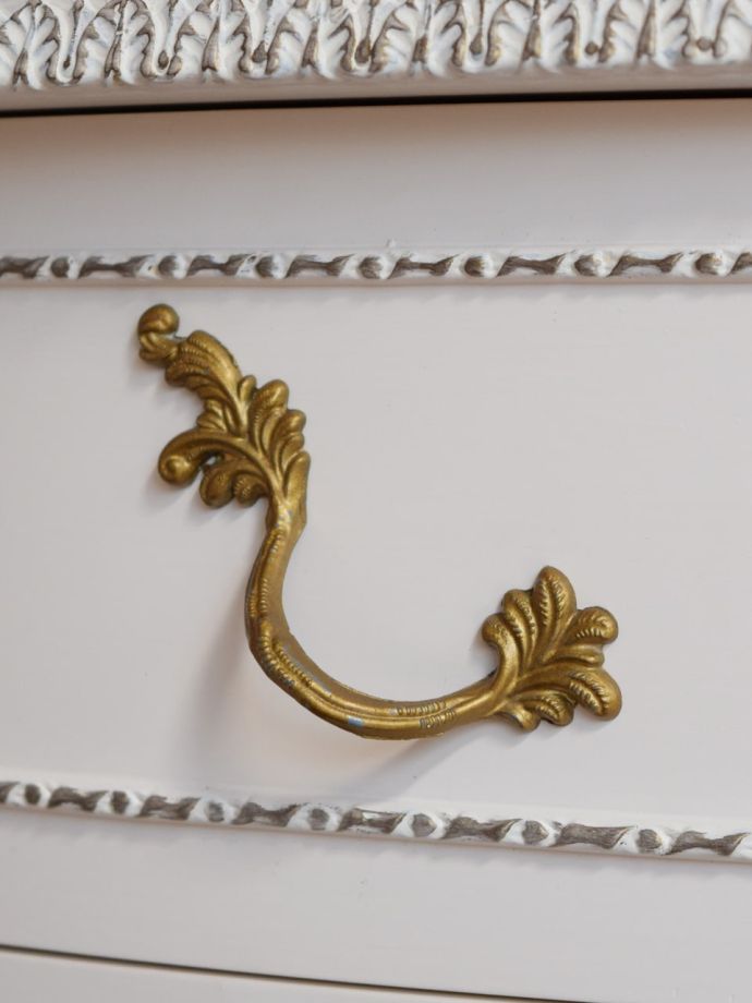 アンティーク家具の取っ手