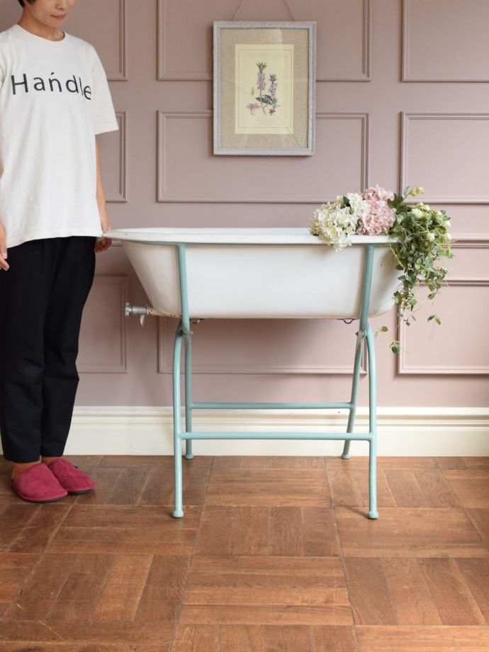 アンティークのベビーバス