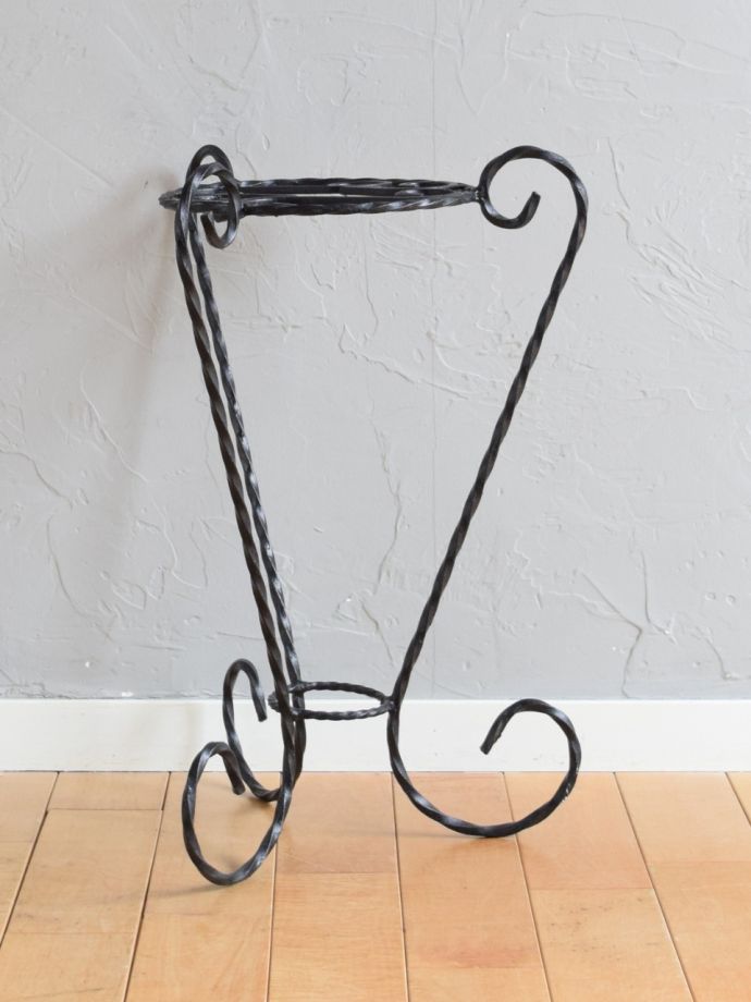 プランツスタンドの側面