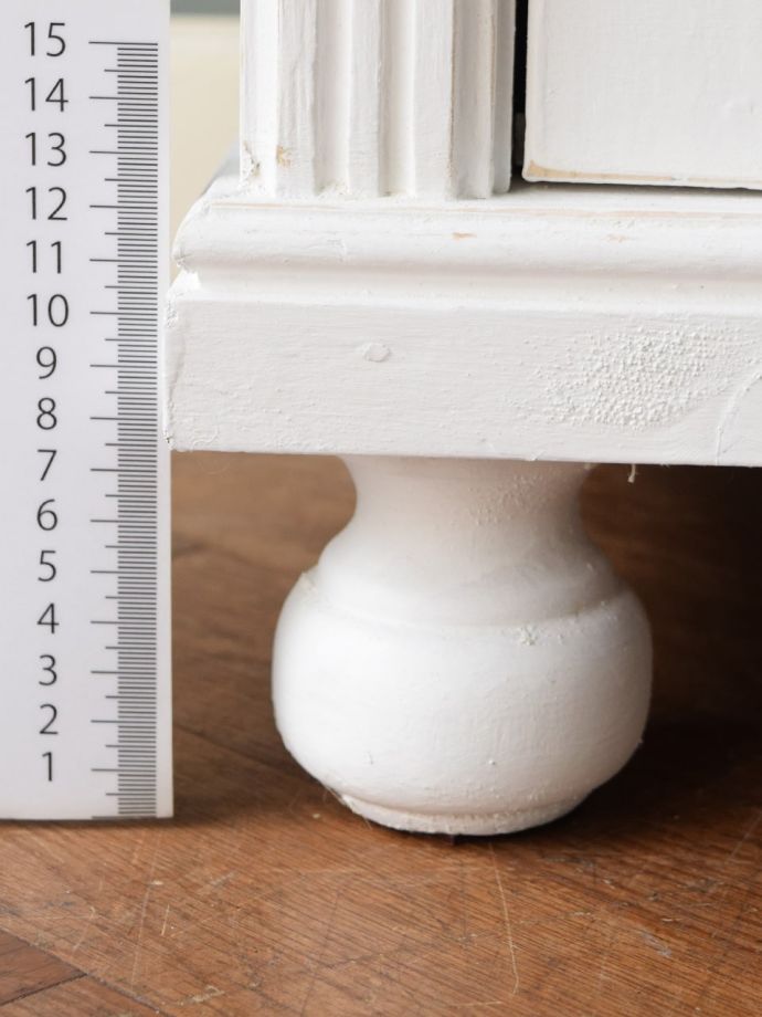 アンティーク家具の脚