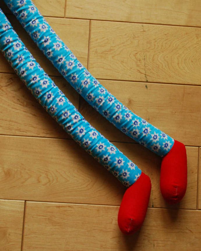 アンティーク その他の雑貨 アンティーク雑貨 赤い手袋が可愛いブロンドヘアのフランスアンティーク ドール。アンティークなので多少のキズ・汚れがある場合があります。(d-1532-z)