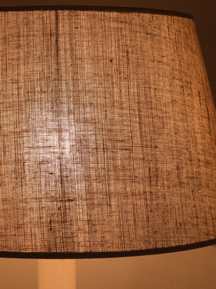 フロアランプのシェード