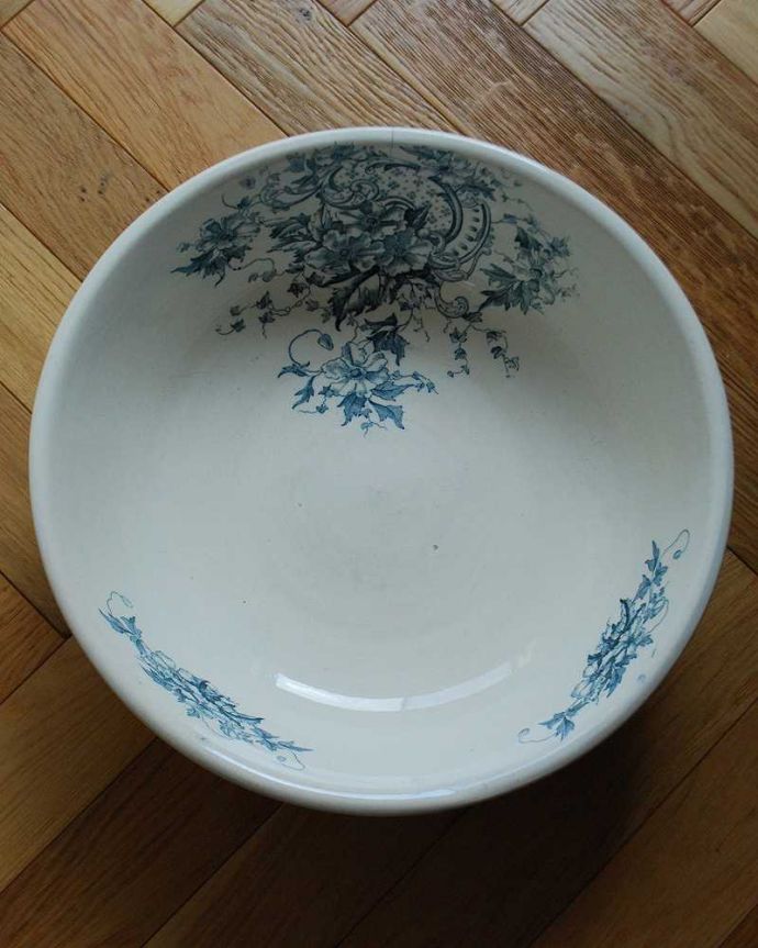 アンティークのおしゃれな食器