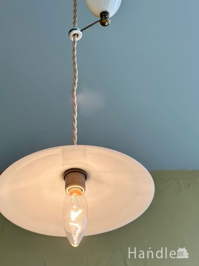 アンティーク照明の美しい灯り